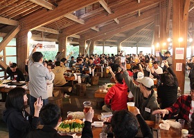 実習生みんなでぶどう狩り＆ＢＢＱ大会