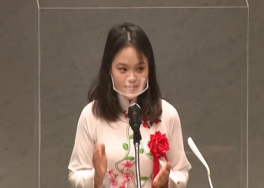 最優秀賞受賞者作品発表　レー ティ イエンさん